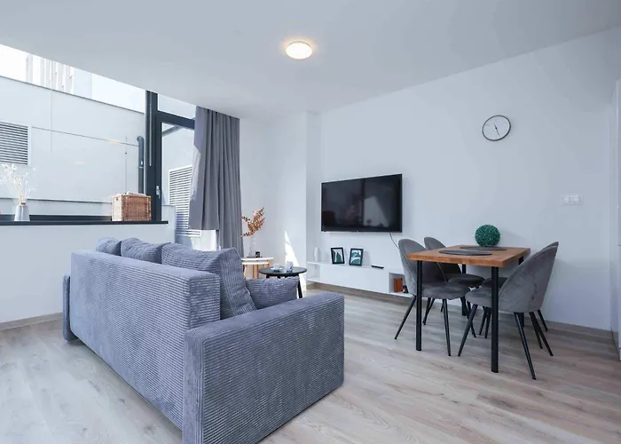 Mileticova- Stylish Close To The Center Bratislava