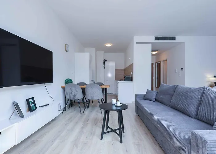 Mileticova- Stylish Close To The Center * Bratislava