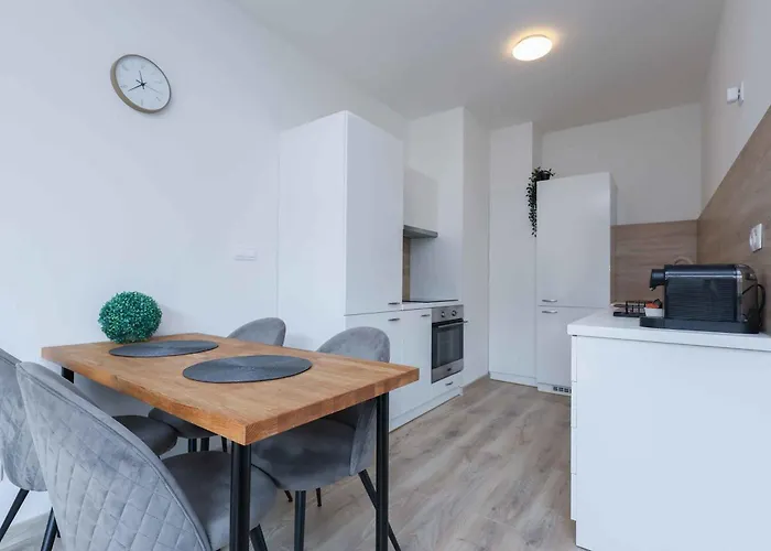 Mileticova- Stylish Close To The Center Appartement